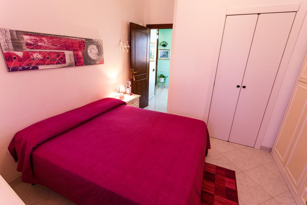 カルボーニア L'Aurora Viola Bed & Breakfast エクステリア 写真
