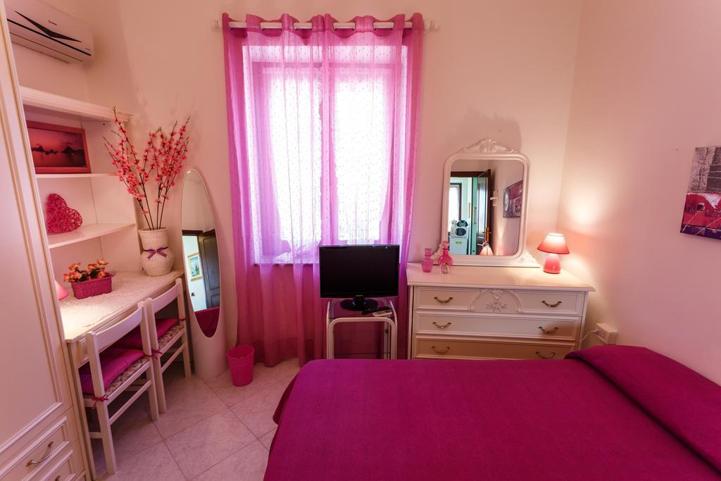 カルボーニア L'Aurora Viola Bed & Breakfast エクステリア 写真