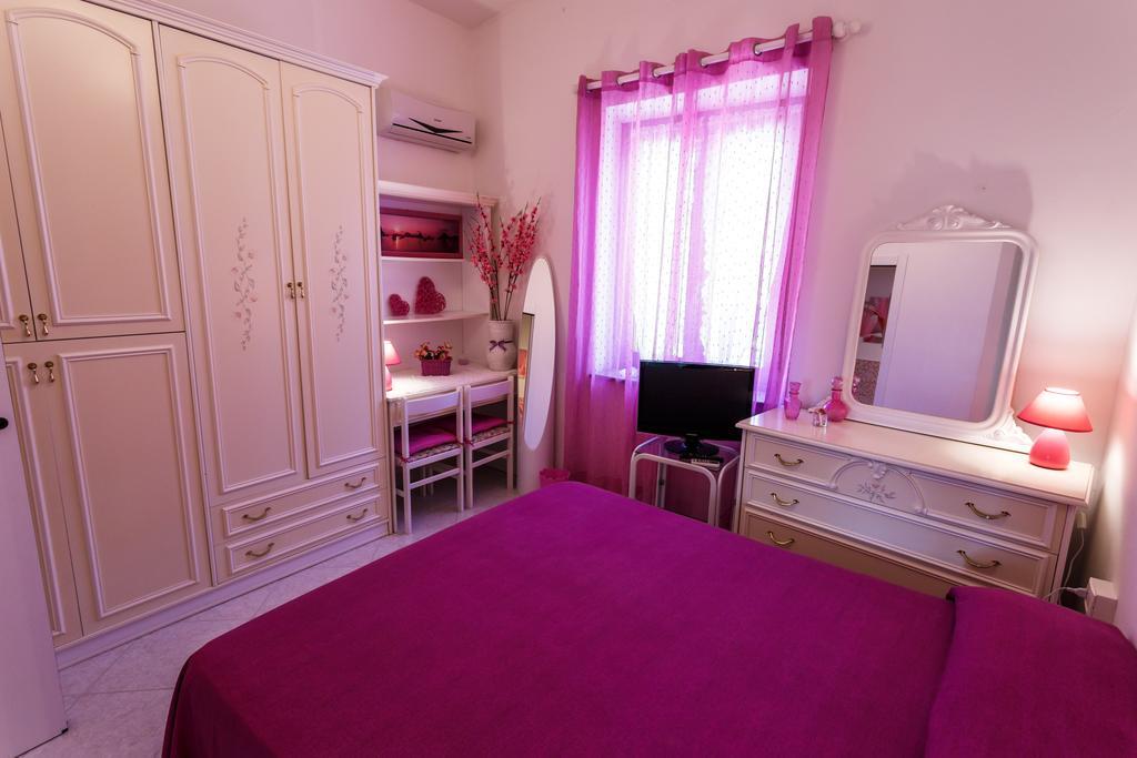 カルボーニア L'Aurora Viola Bed & Breakfast エクステリア 写真