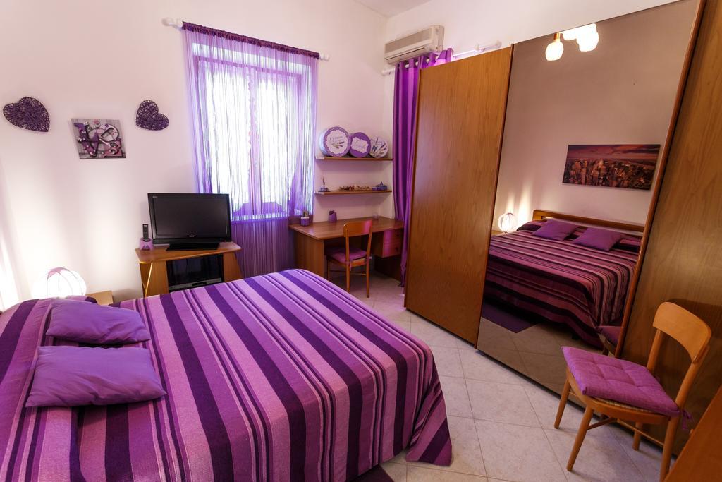 カルボーニア L'Aurora Viola Bed & Breakfast エクステリア 写真